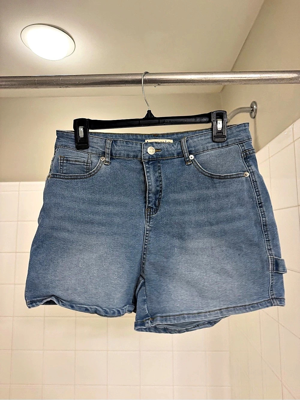luvamia Women's High-Waisted Denim Carpenter Shorts Large